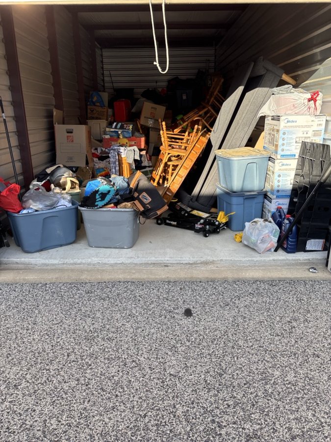 10 x 25 storage unit in Royersford, PA