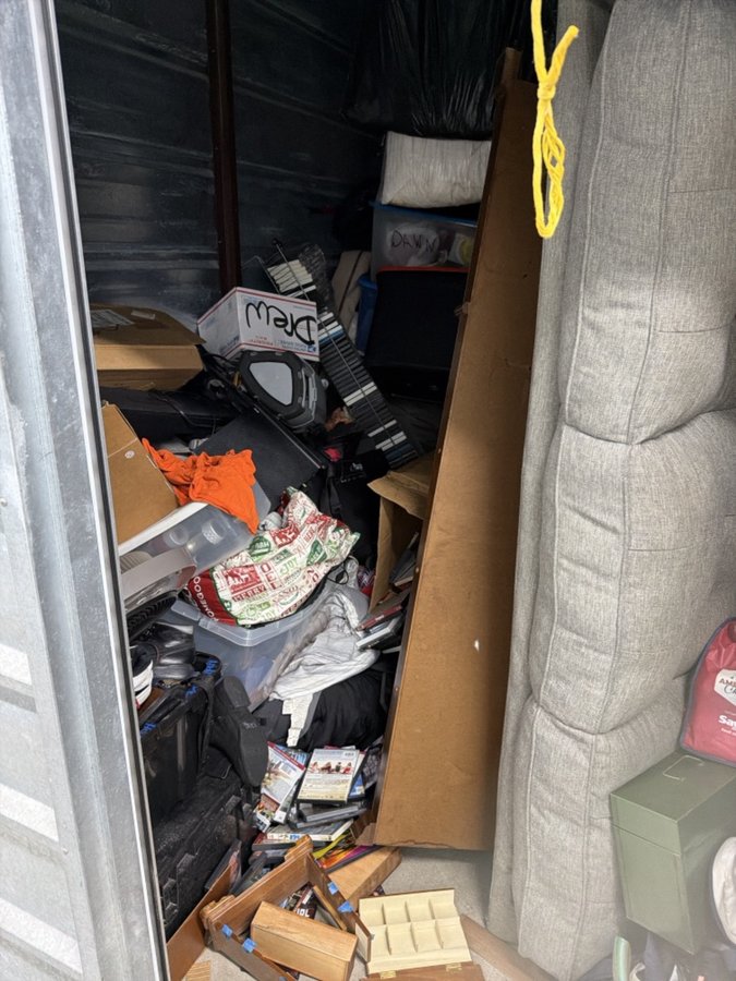 10 x 15 storage unit in Fraser, MI