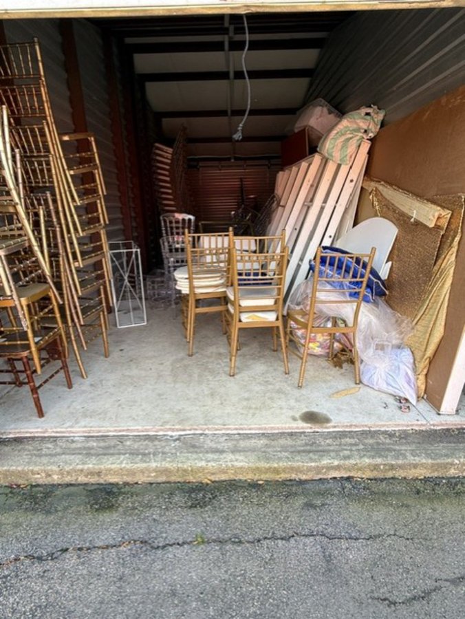 10 x 30 storage unit in Walpole, MA