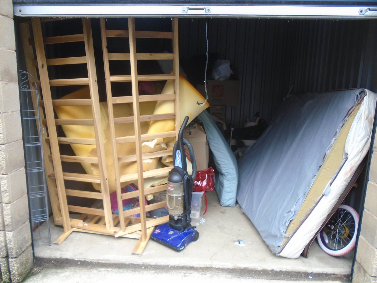 10 x 10 storage unit in Lindenwold, NJ