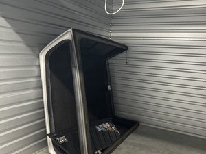 10 x 10 storage unit in Paramount, CA