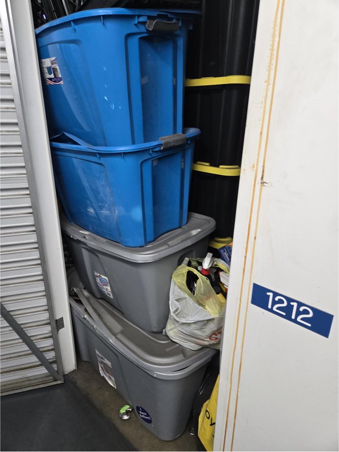 5 x 10 storage unit in Bergenfield, NJ