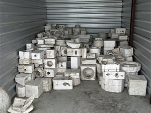 7 x 15 storage unit in Manor, TX