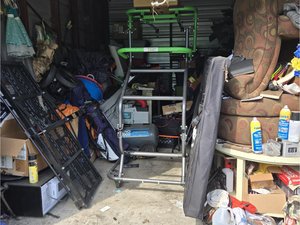 10 x 15 storage unit in Avenel, NJ