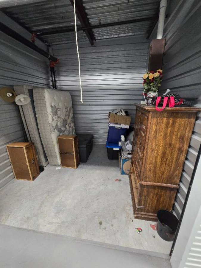 10 x 10 storage unit in San Antonio, TX
