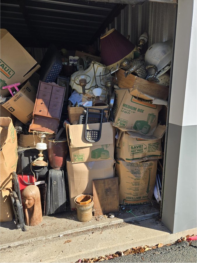 10 x 15 storage unit in South Windsor, CT