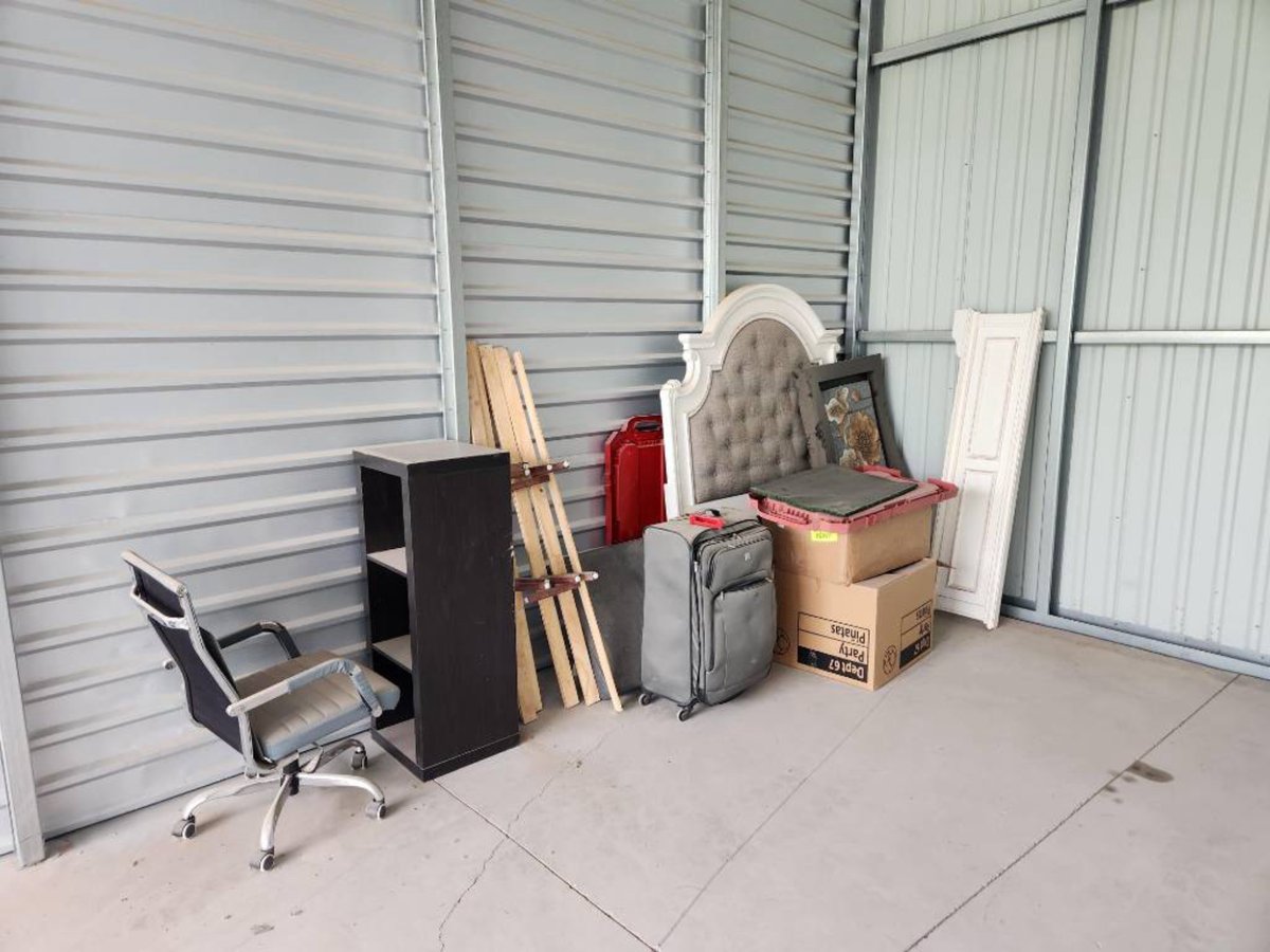 14 x 30 storage unit in Canutillo, TX