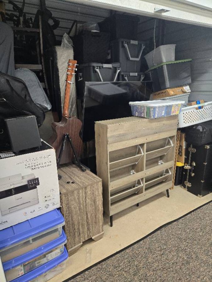 10 x 10 storage unit in Kingwood, TX