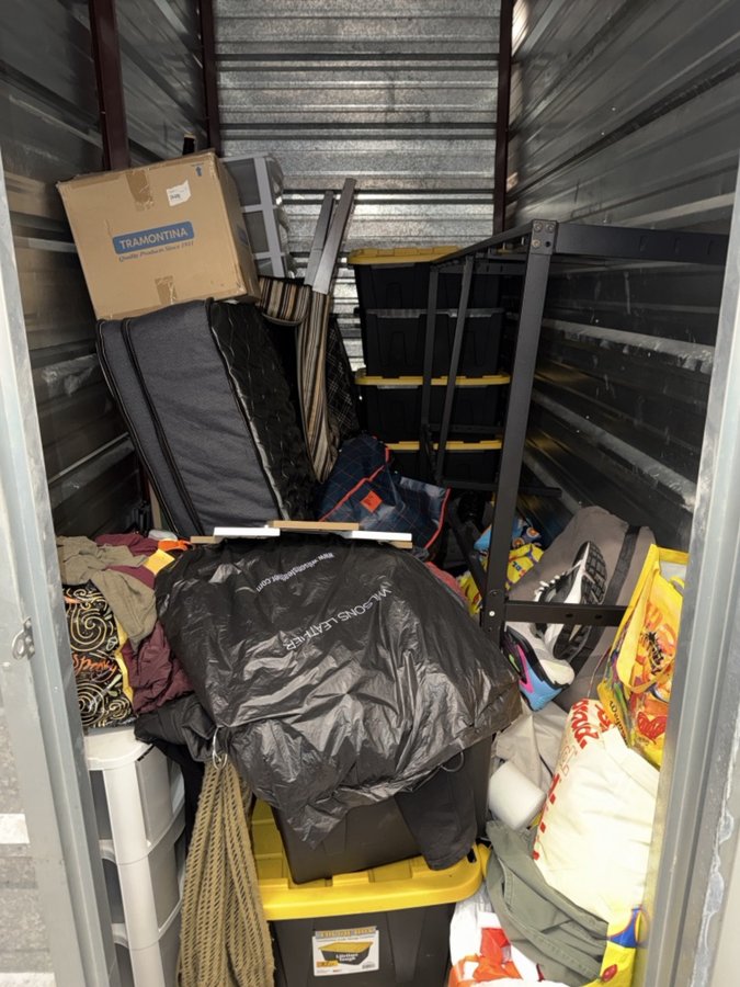 5 x 10 storage unit in Woodbridge, VA