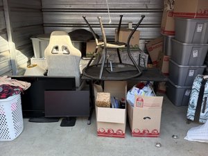 10 x 10 storage unit in Fraser, MI