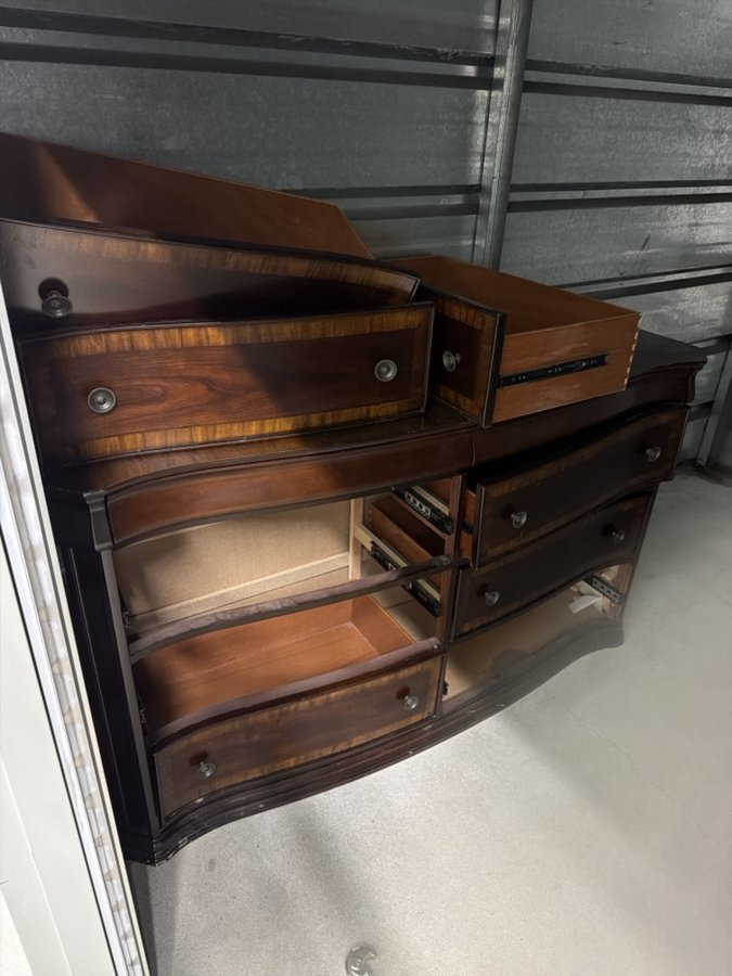 10 x 10 storage unit in Fraser, MI