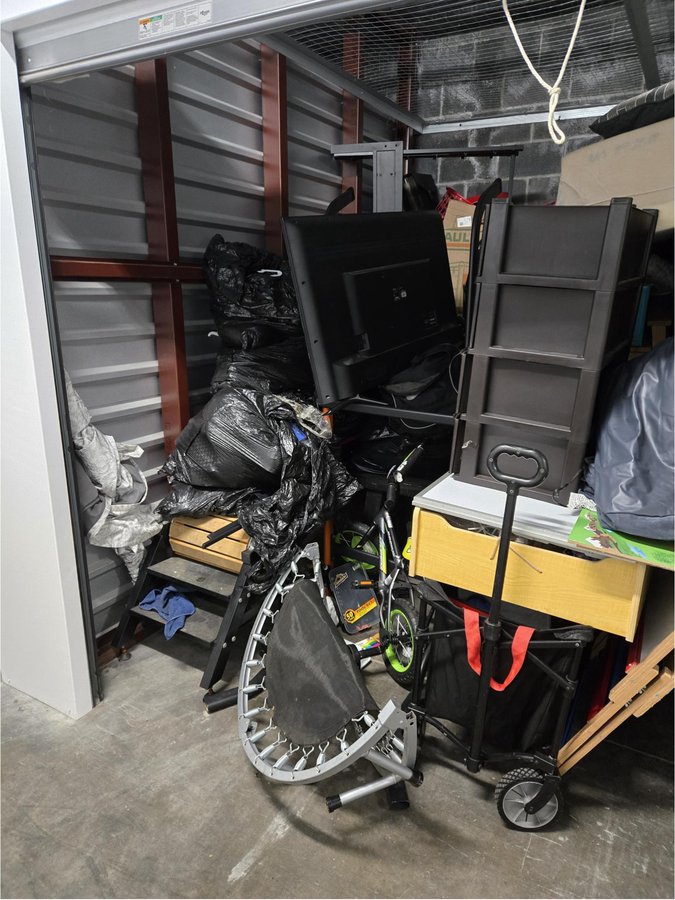 10 x 10 storage unit in Allentown, PA