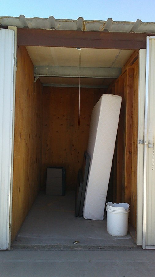 5 x 10 storage unit in Visalia, CA