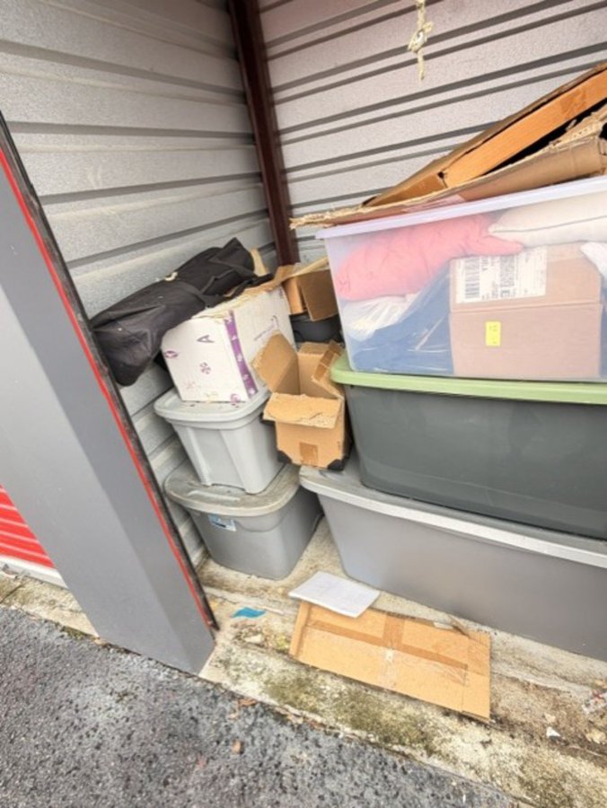5 x 5 storage unit in Orlando, FL