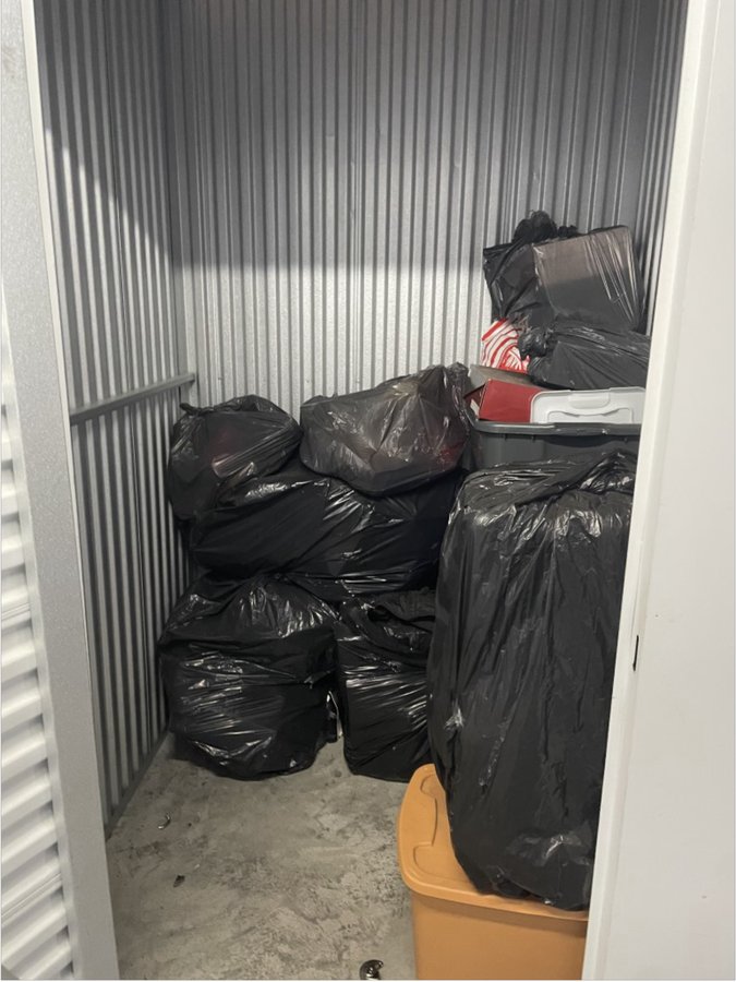 5 x 5 storage unit in Queens, NY