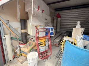 10 x 15 storage unit in Orlando, FL