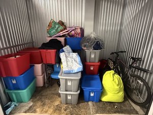 5 x 10 storage unit in Oxon Hill, MD