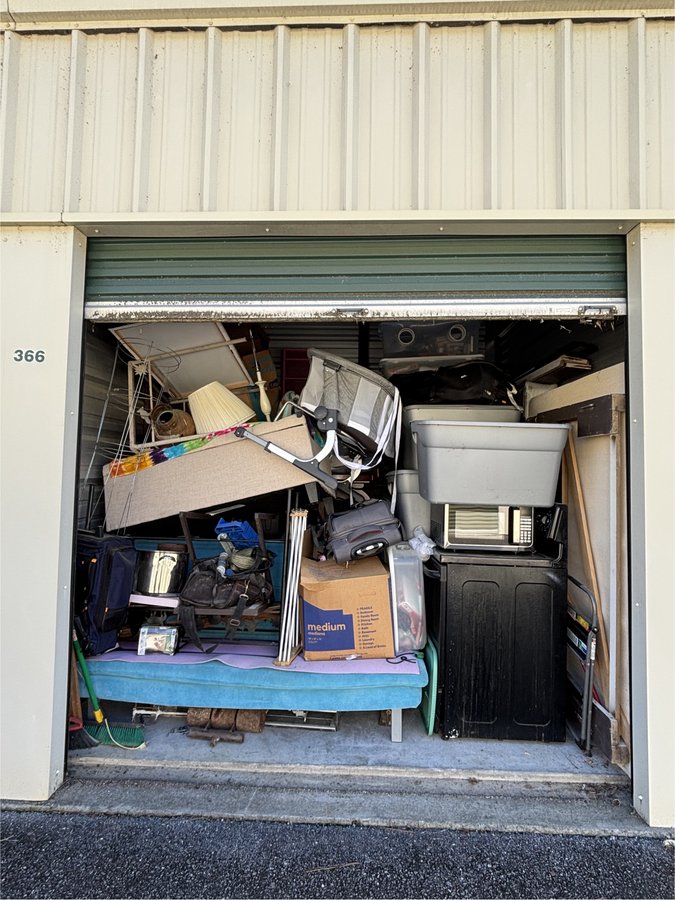 10 x 10 storage unit in Suffolk, VA