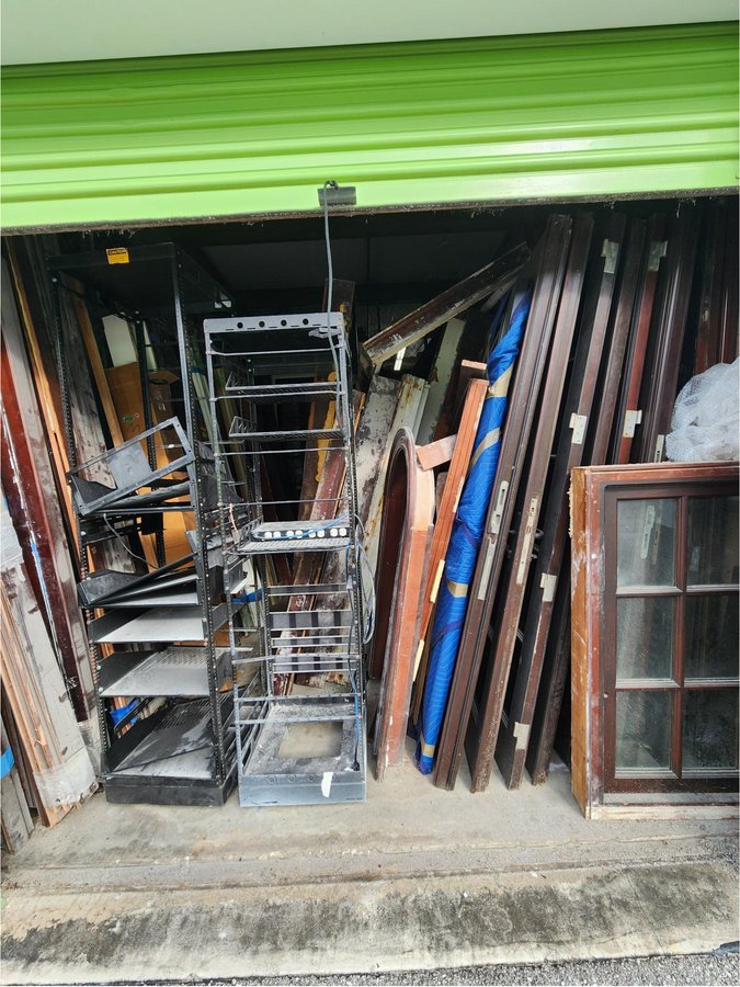 10 x 15 storage unit in West Palm Beach, FL