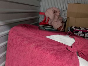 5 x 8 storage unit in Sterling Heights, MI
