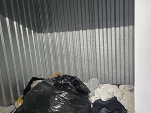 4 x 3 storage unit in Glendale, CA