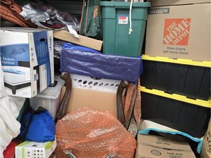 10 x 10 storage unit in Avenel, NJ