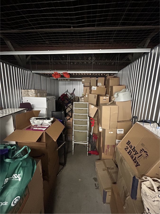 10 x 25 storage unit in Roselle, NJ