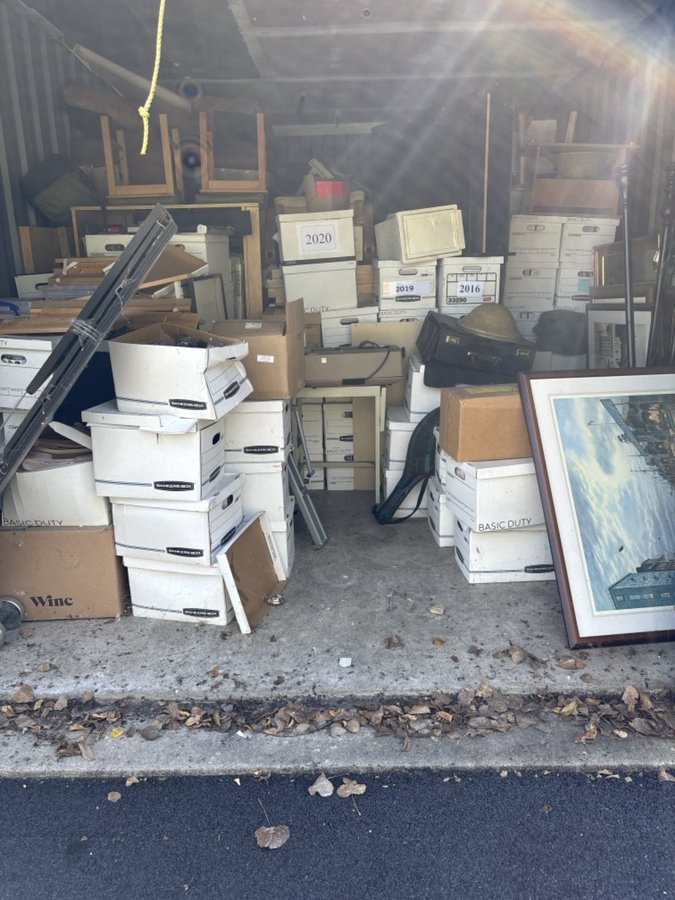 15 x 20 storage unit in Whitehall, PA