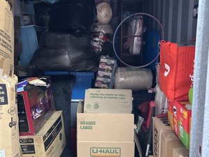 10 x 10 storage unit in Whitehall, PA