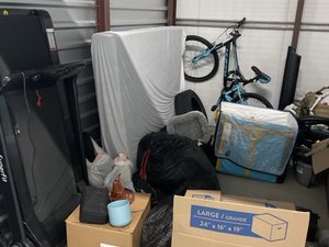 10 x 10 storage unit in Hatboro, PA