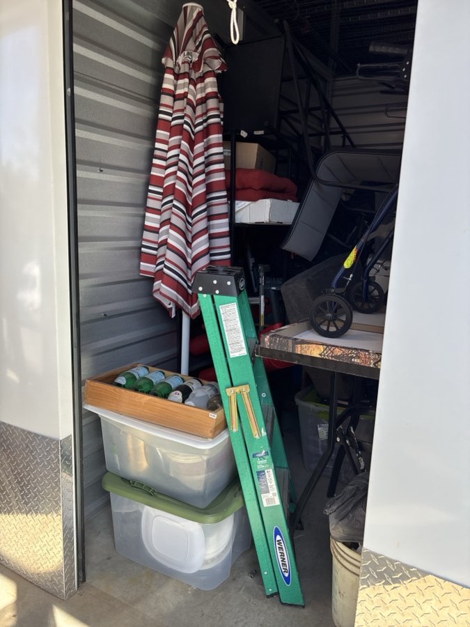 5 x 10 storage unit in Hatboro, PA