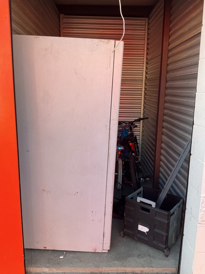 5 x 10 storage unit in Indianapolis, IN