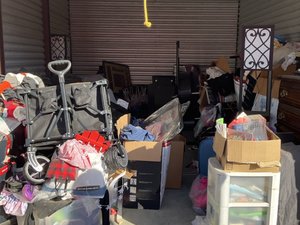 10 x 15 storage unit in Indianapolis, IN