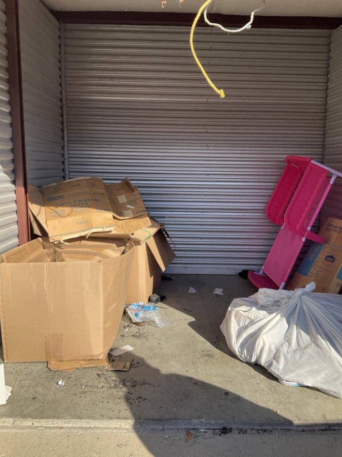 10 x 10 storage unit in Indianapolis, IN