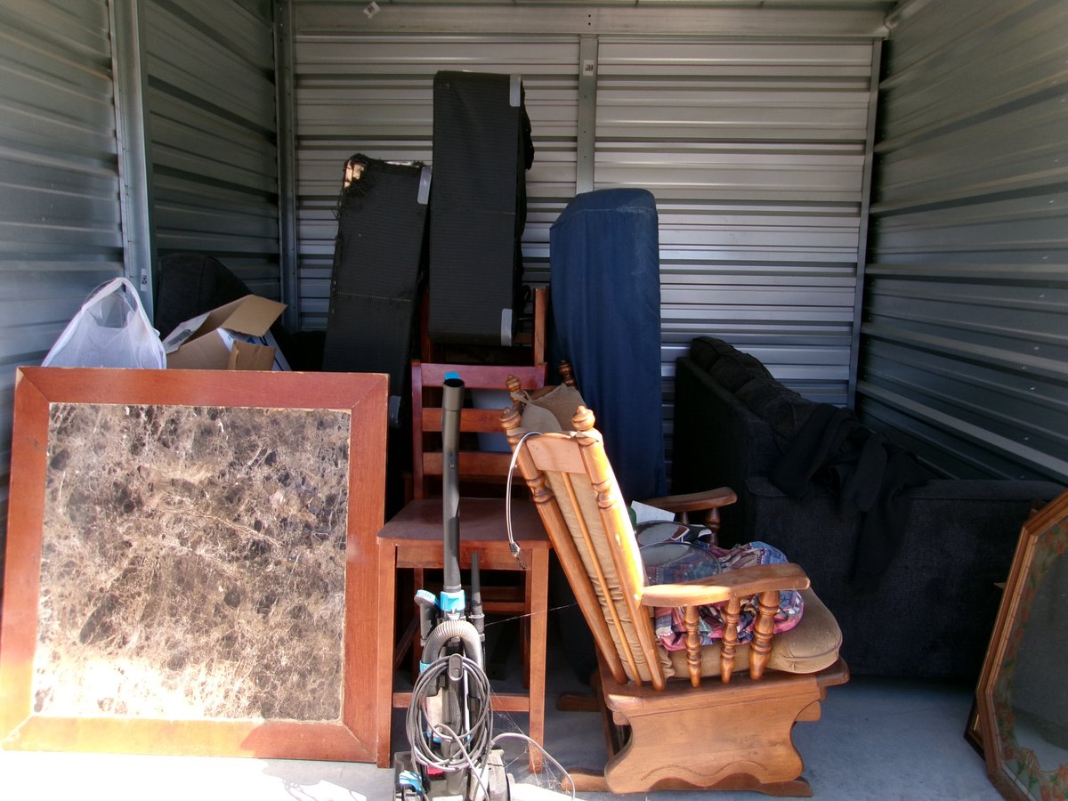 10 x 10 storage unit in Plymouth, IN
