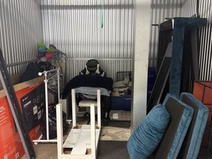 10 x 10 storage unit in Oxon Hill, MD