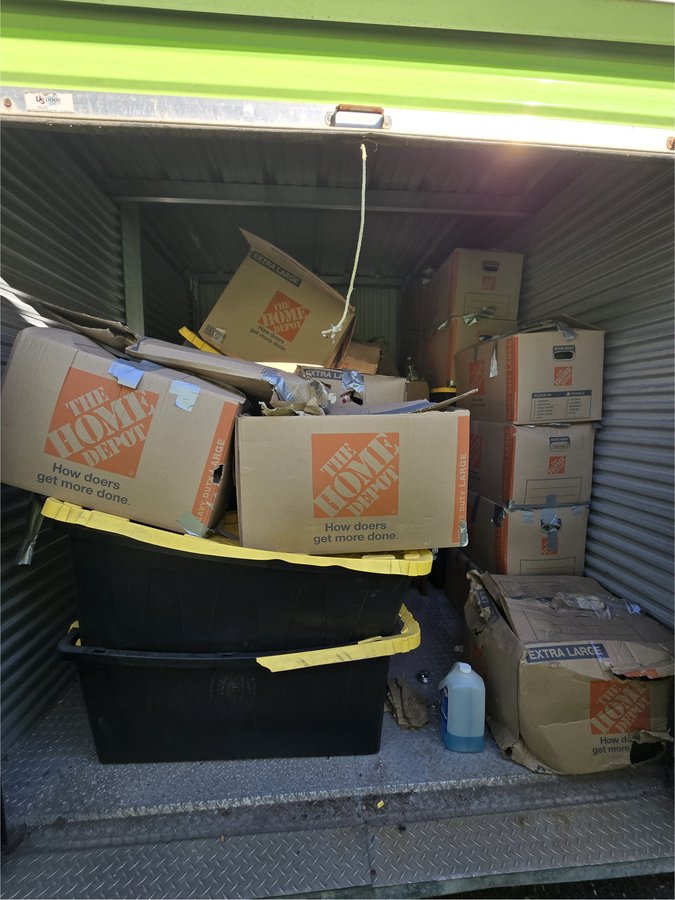 8 x 10 storage unit in Bronx, NY