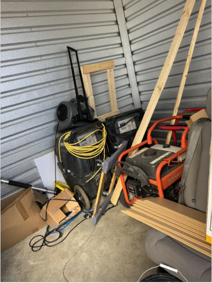 10 x 10 storage unit in Hardeeville, SC