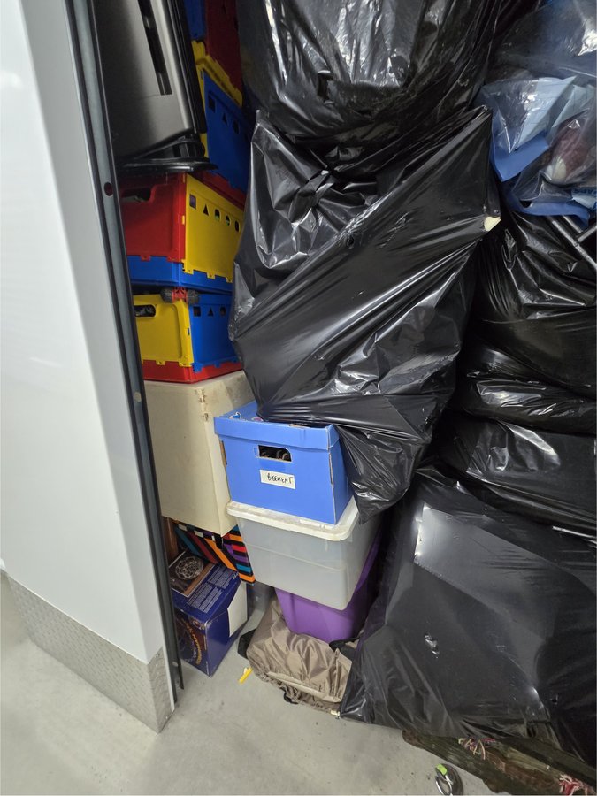 5 x 10 storage unit in Cedar Knolls, NJ