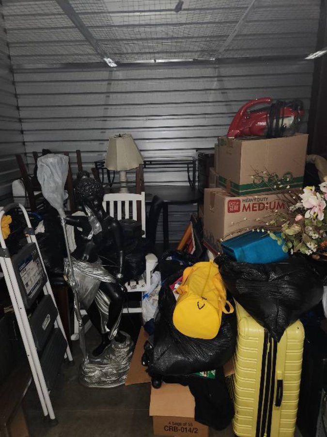 10 x 15 storage unit in Midlothian, VA