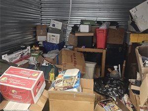10 x 10 unit in San Diego