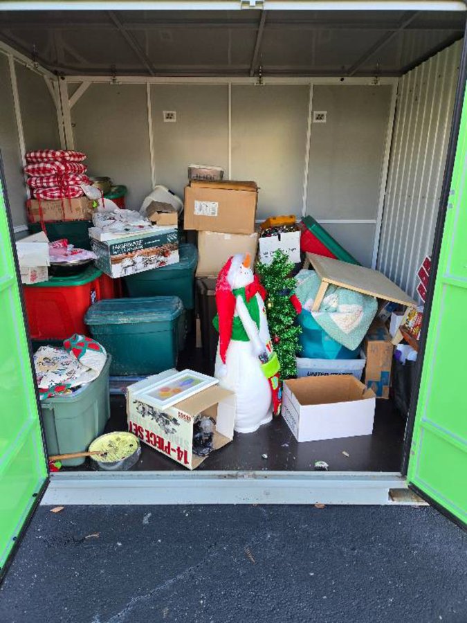 8 x 10 storage unit in Cincinnati, OH