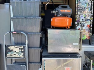 10 x 15 storage unit in Costa Mesa, CA