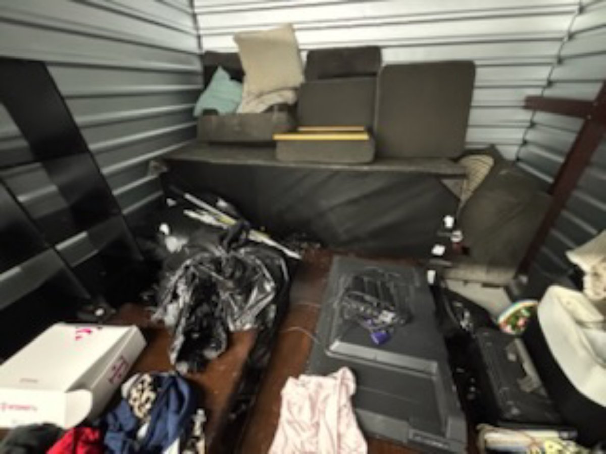 10 x 10 storage unit in Mechanicsville, VA