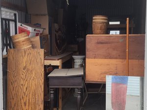 8 x 15 storage unit in Springfield, TN