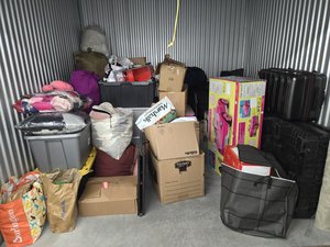 10 x 10 storage unit in North Bergen, NJ