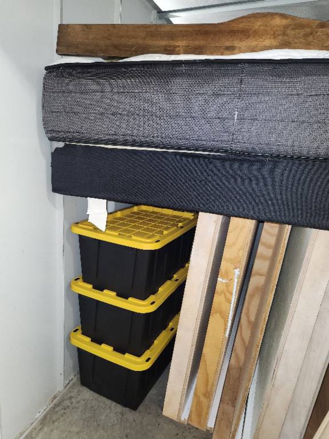 5 x 10 storage unit in Riverdale, GA