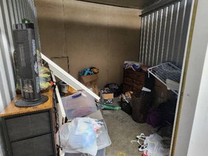 10 x 10 storage unit in Riverdale, GA