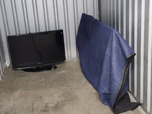 5 x 10 storage unit in Riverdale, GA