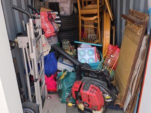 5 x 10 storage unit in West Haven, CT